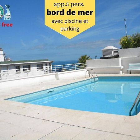 App Le Rocazur Avec Piscine Et Parking En Bord De Mer A 500M Du Centre Ville Ментона Екстериор снимка